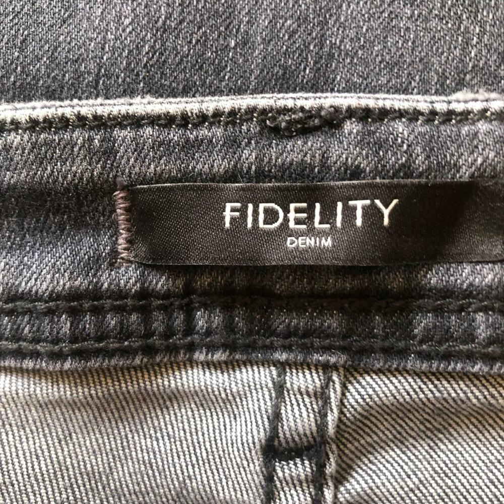 Fidelity Gwen High Rise Skinny Crop Jeans Raw Edge Hem Castle Gray Wash 28 NWT - Picture 7 of 13